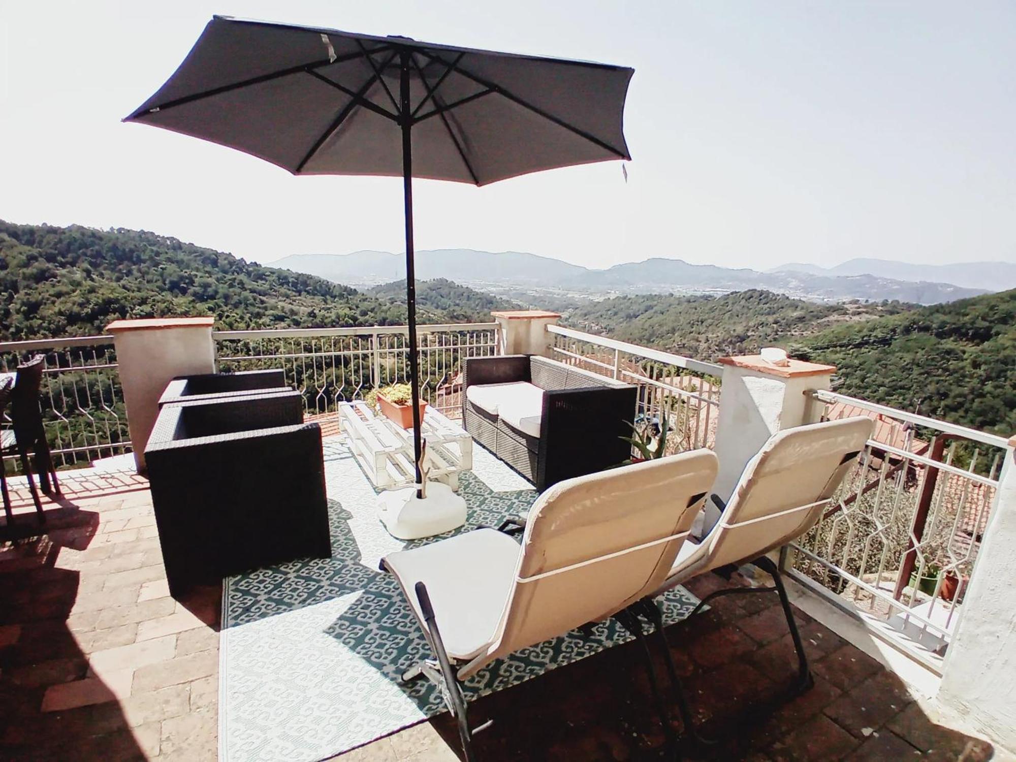Comfortable Apartment With Sea View In Falcinello Exterior foto